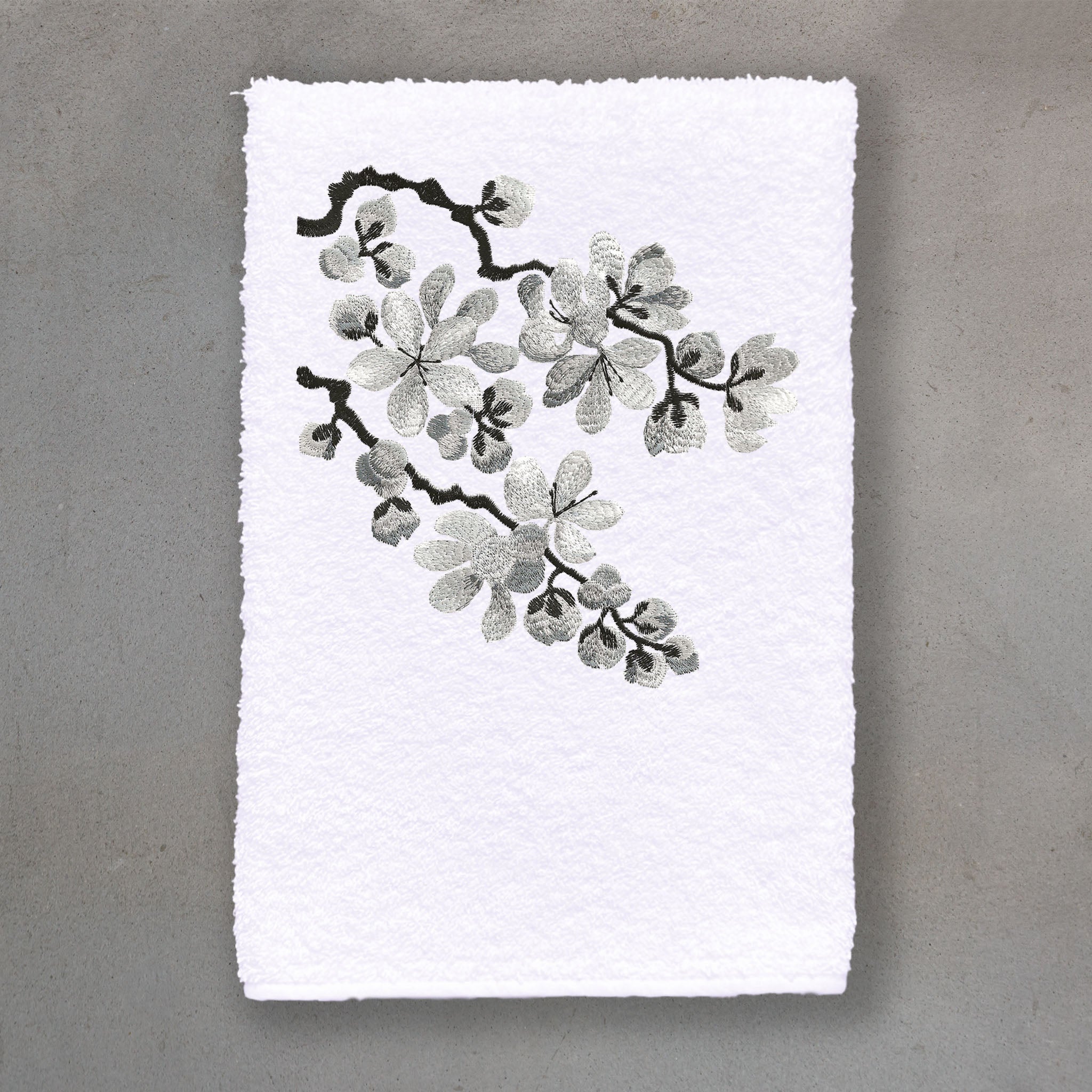 Blossom Silver | White Roma