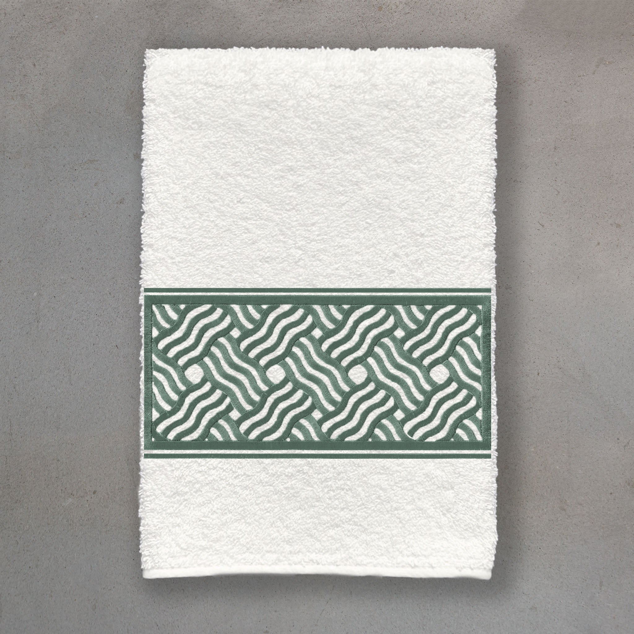 Fret Vine | Ivory Roma