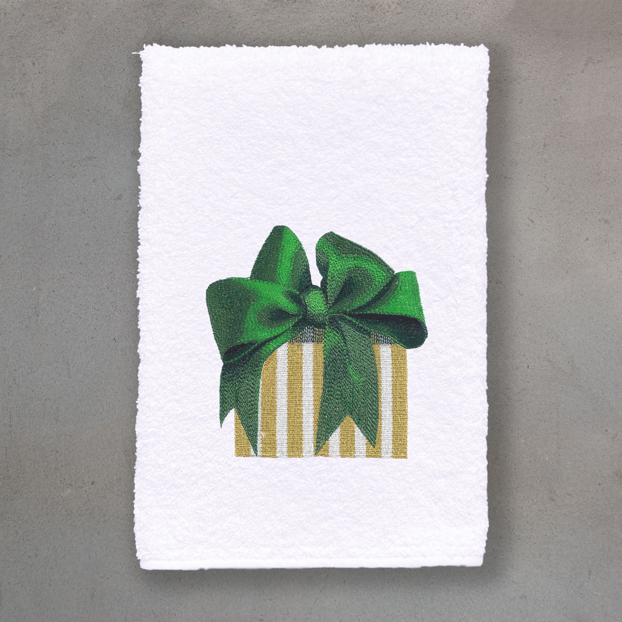 Gift Green | White Roma