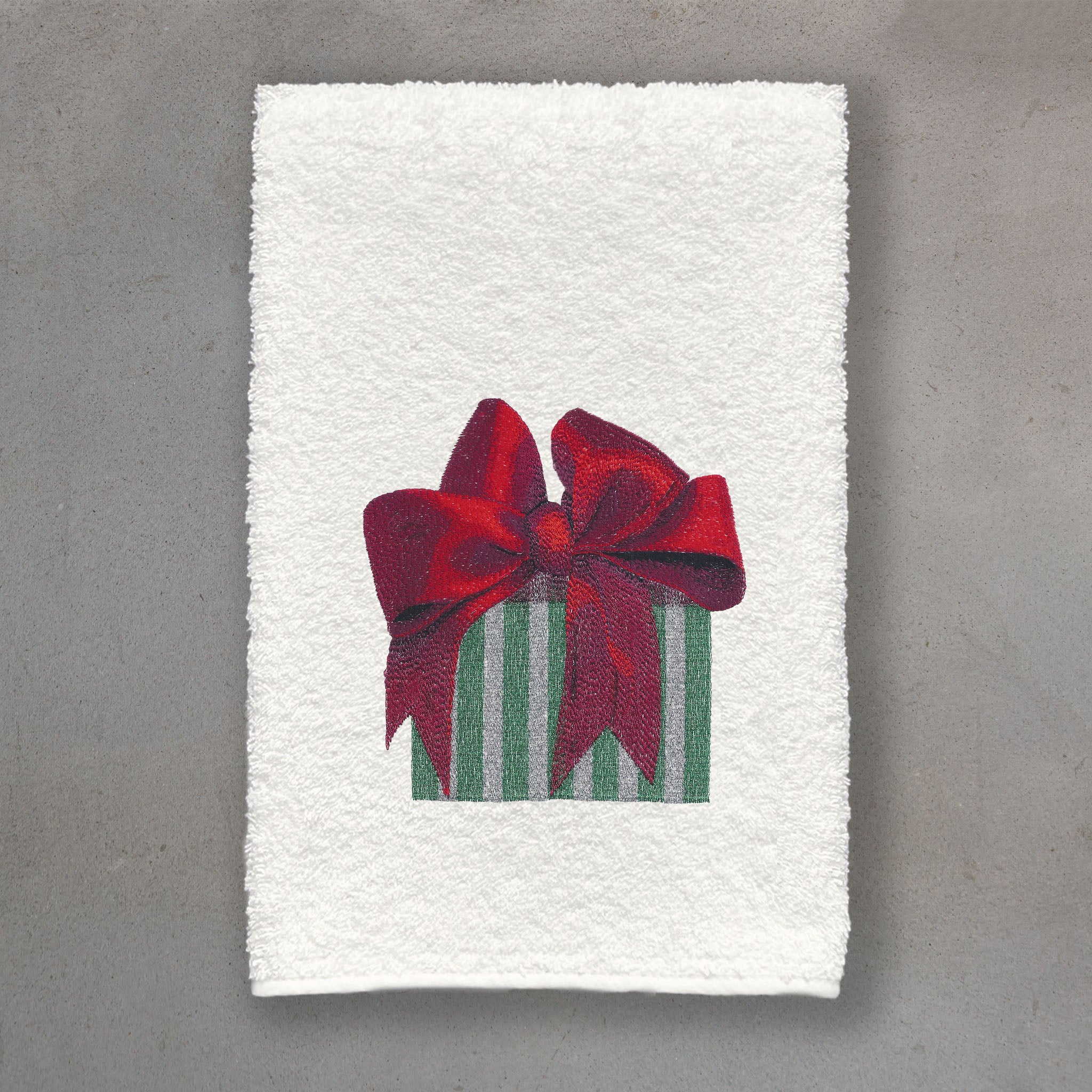 Gift Red | Ivory Roma