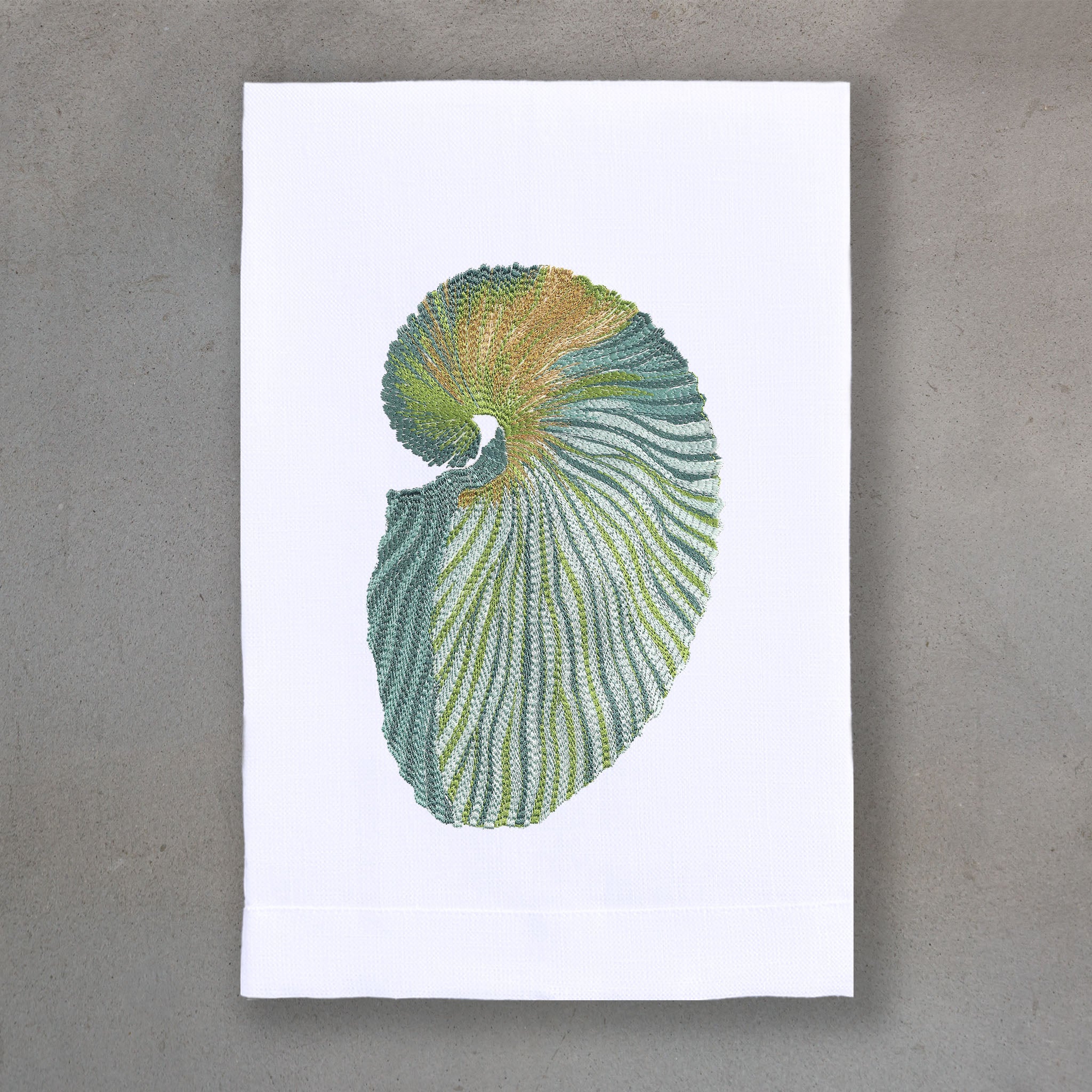 Jewel Nautilus Green | White Linen