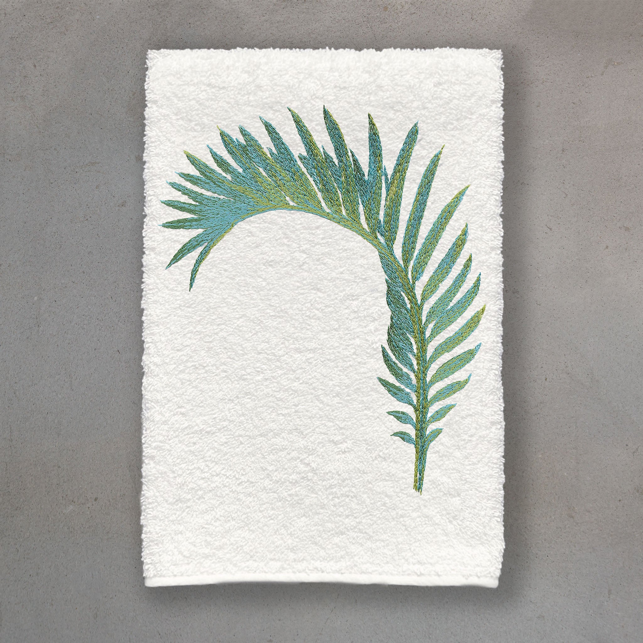 Martinique Green | Ivory Roma