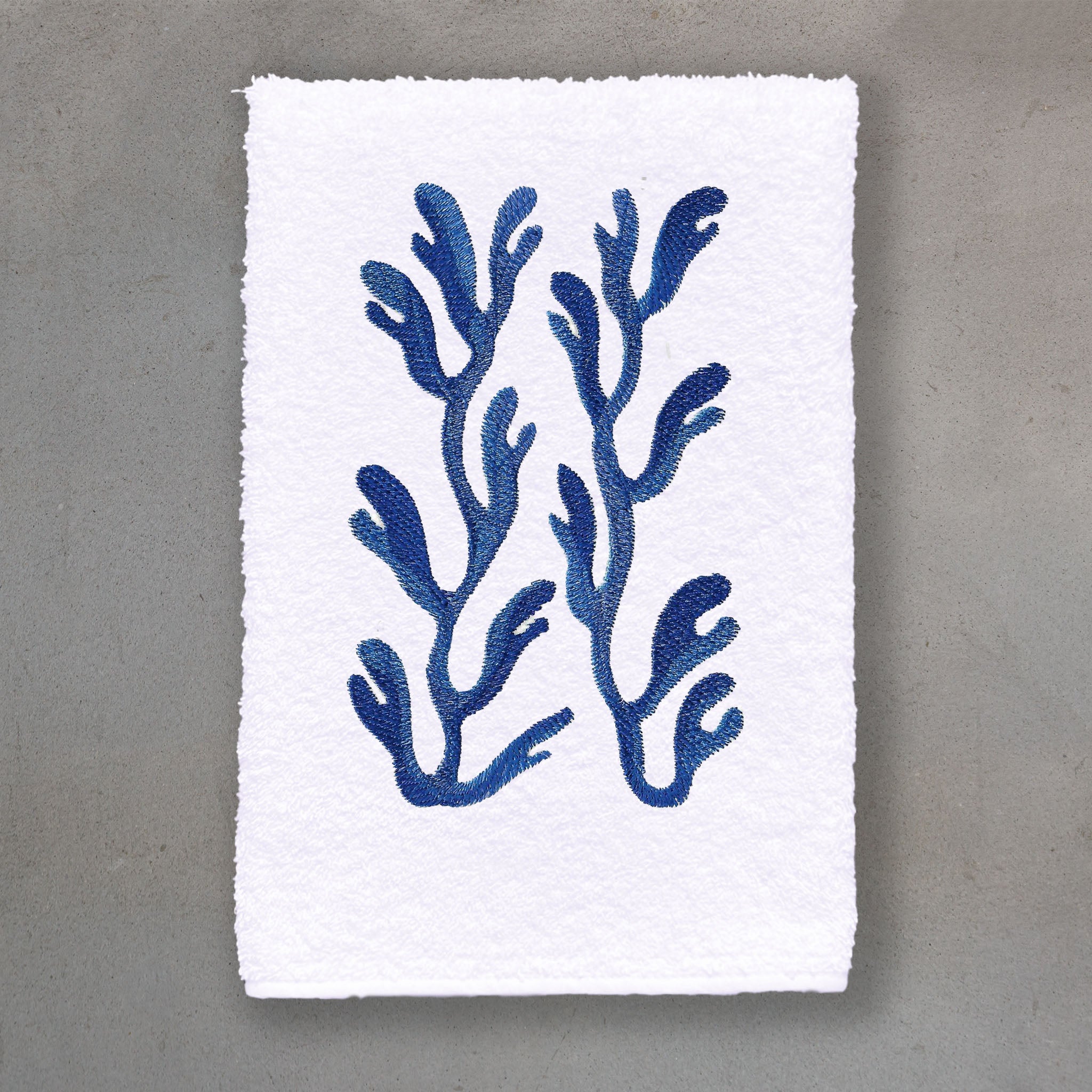 Kohola Blue | White Roma