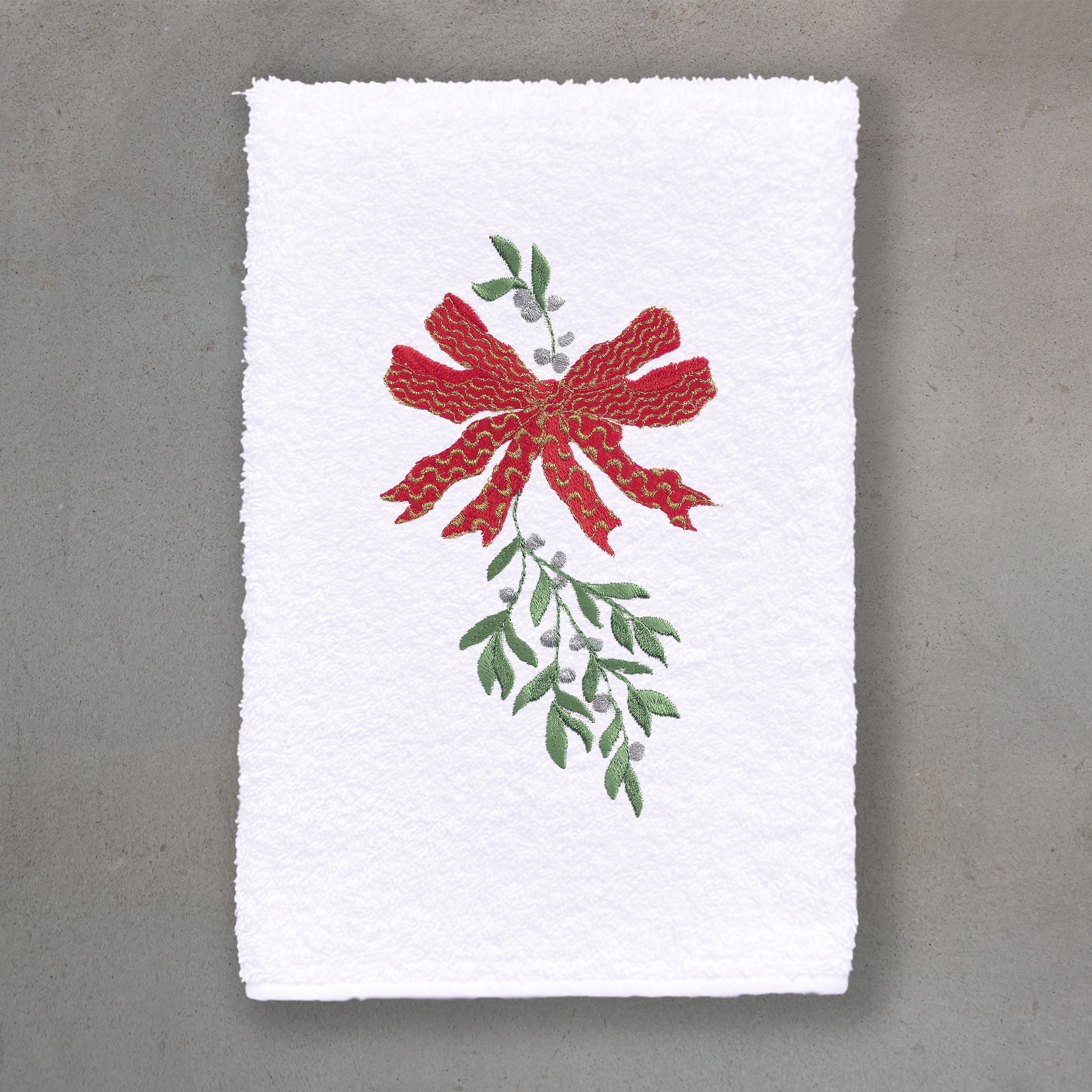 Mistletoe Red | White Roma