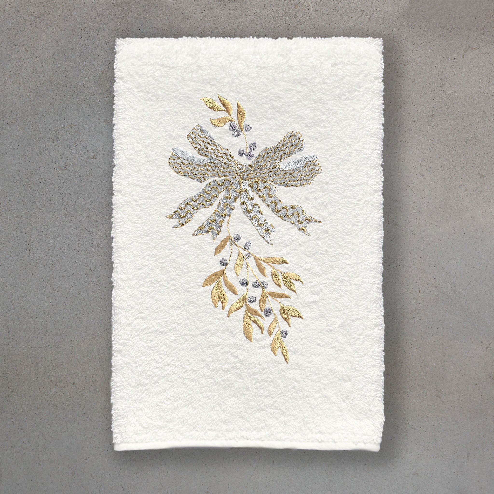 Mistletoe Silver | Ivory Roma