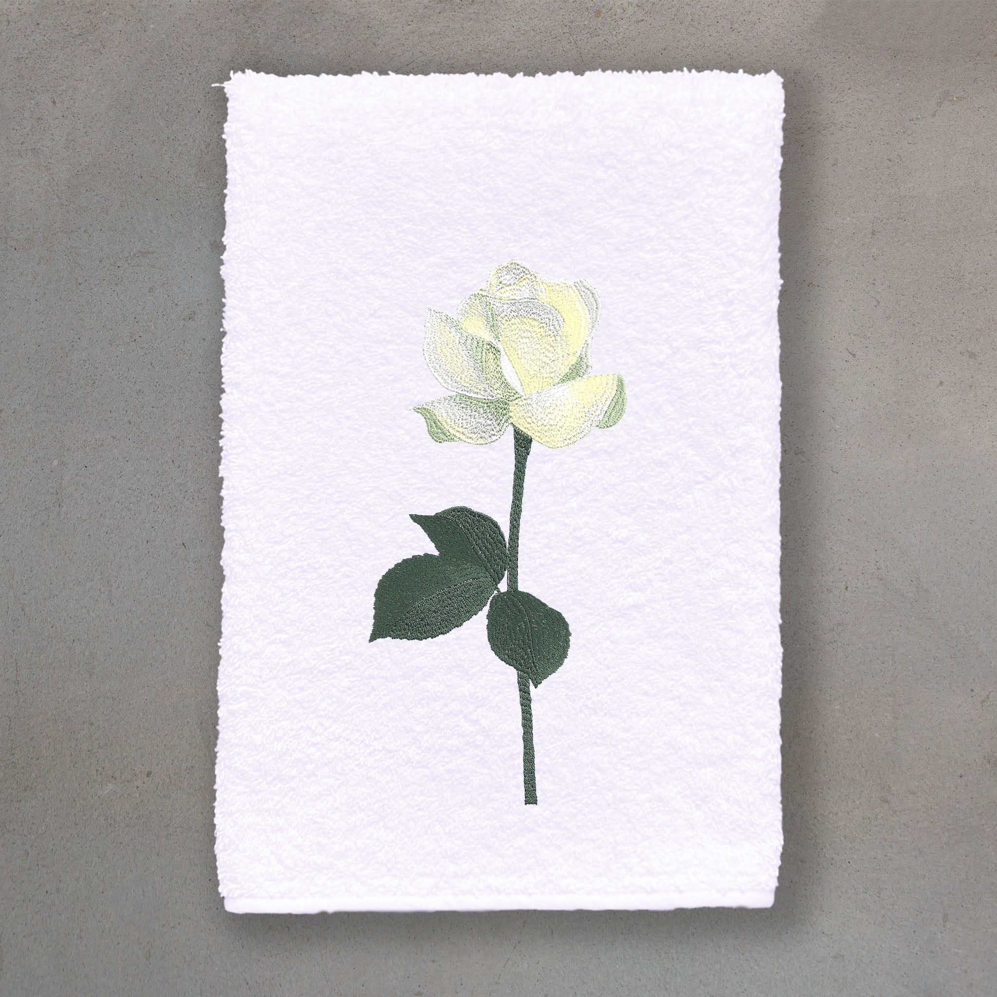 Rosebud White | White Roma