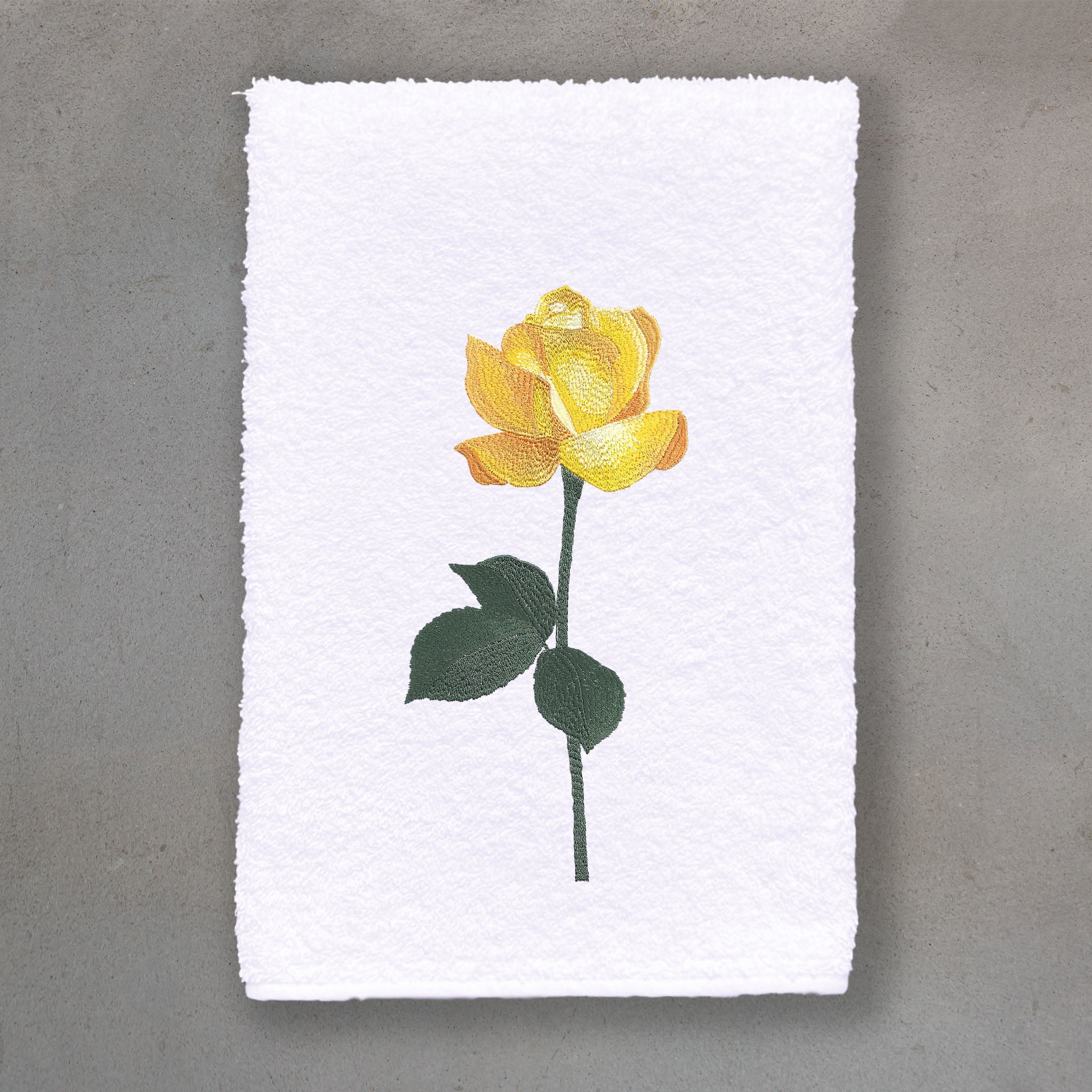 Rosebud Yellow | White Roma