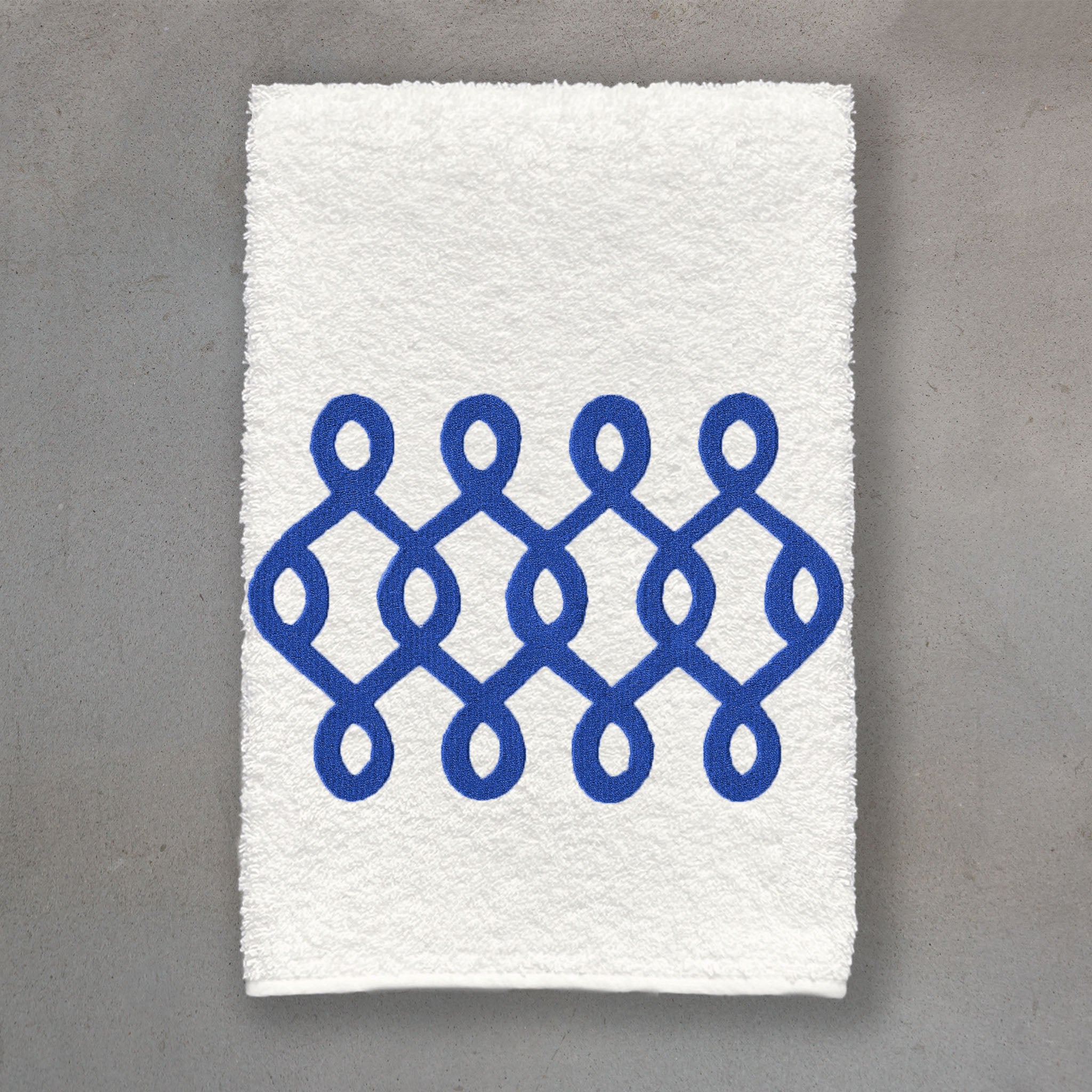 Twist True Blue | Ivory Roma